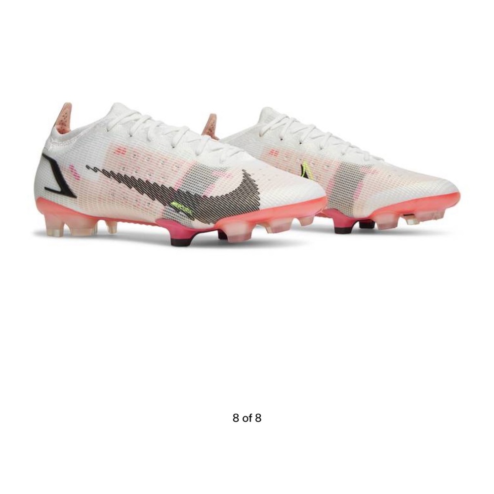 Nike-Mercurial Vapor soccer cleats size: US 7